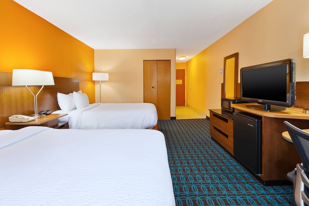 Image of Fairfield Inn & Suites Columbus East