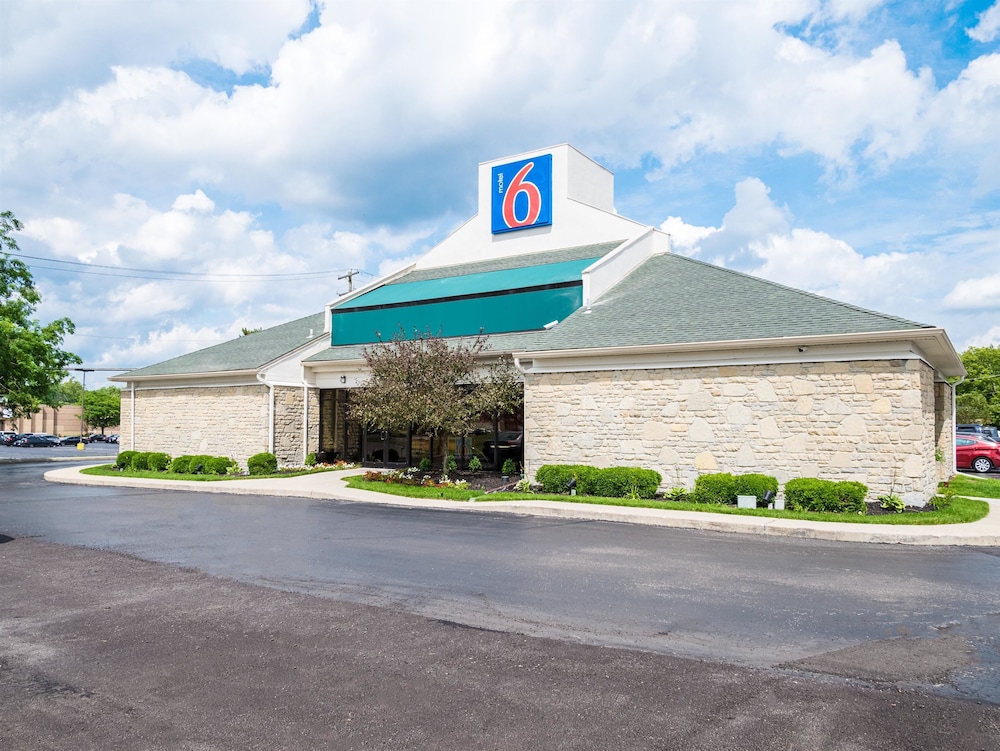 Image of Motel 6 Columbus, OH - OSU
