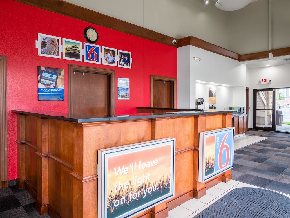Image of Motel 6 Columbus, OH - OSU