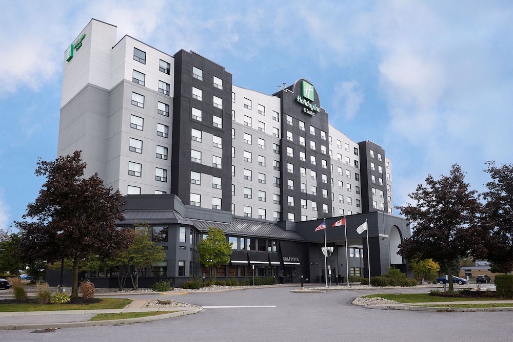 Image of Holiday Inn & Suites Ottawa Kanata
