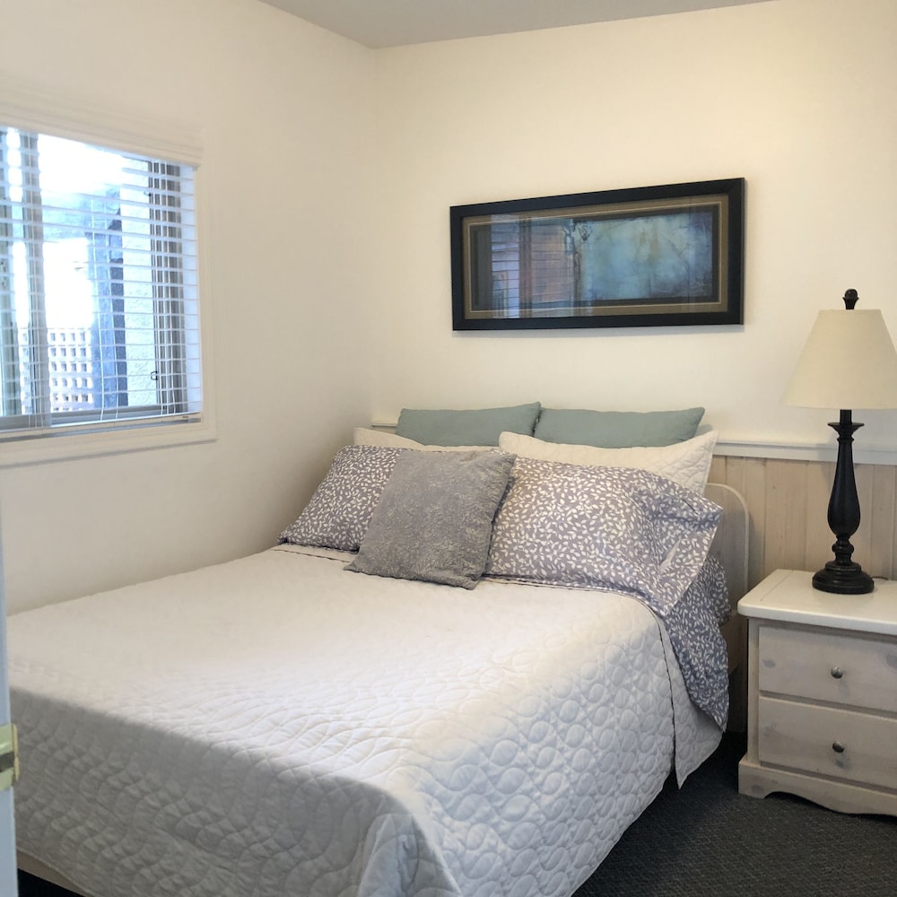 Image of Qualicum Breeze Beach Resort