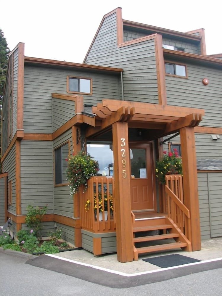 Image of Shorewater Resort