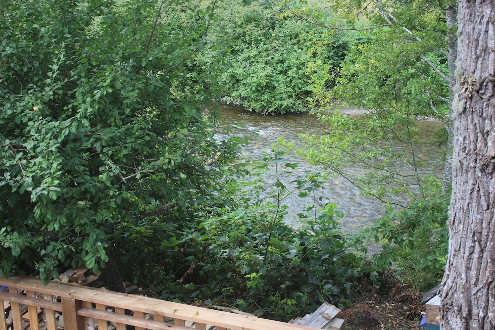 Image of Riverside Resort and Campground