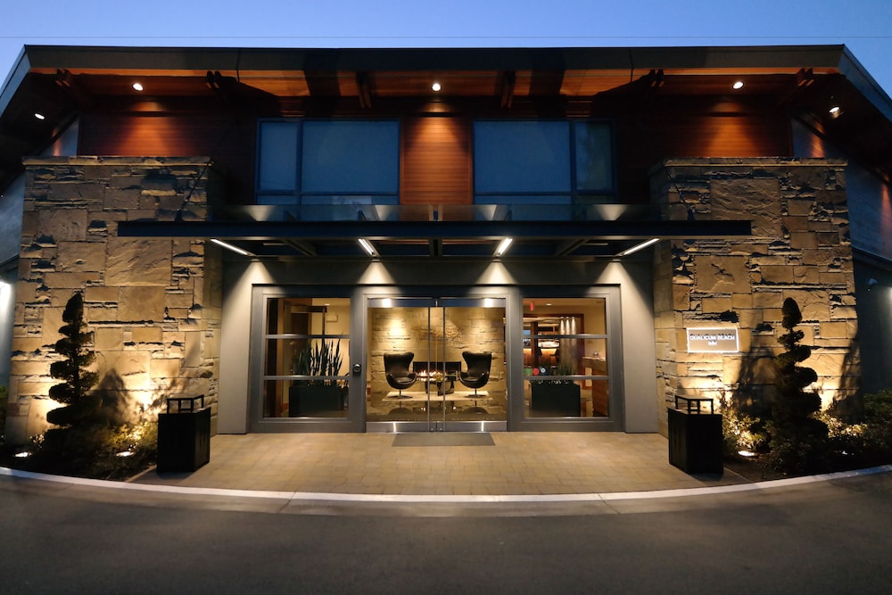 Image of Qualicum Beach Inn