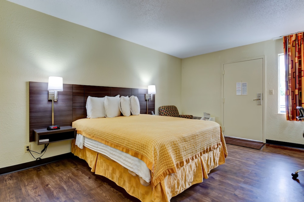 Image of Continental Inn Charlotte
