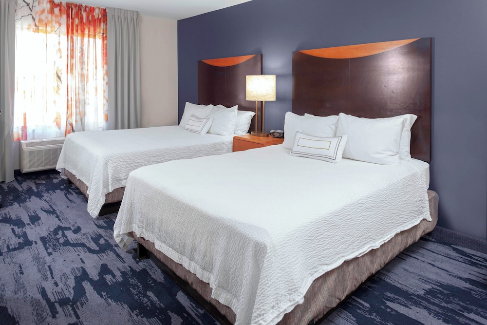 Image of Fairfield Inn & Suites by Marriott Charlotte Matthews