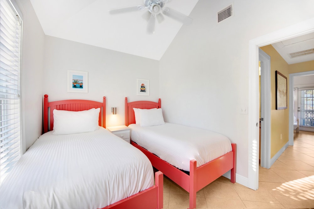 Image of Tranquility Bay Beachfront Resort