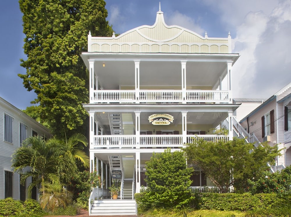 Image of Island City House Hotel