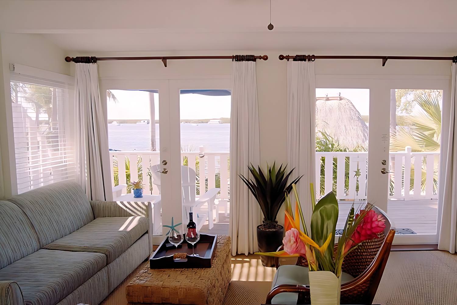Image of COCONUT PALM INN