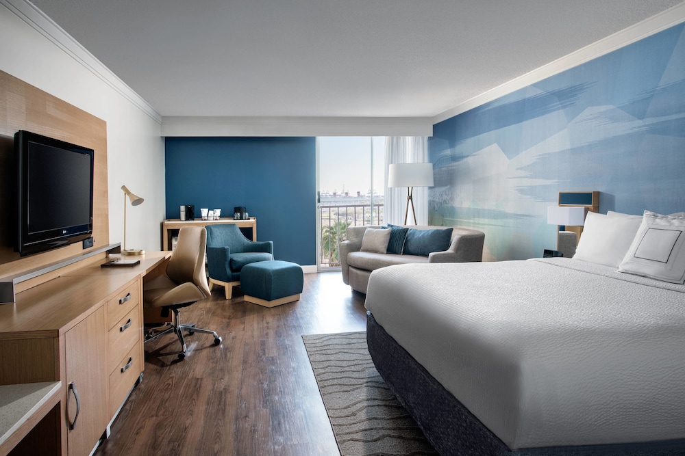 Image of Courtyard by Marriott Long Beach Downtown