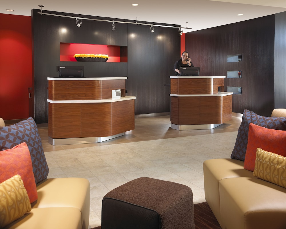 Image of Courtyard by Marriott Long Beach Airport