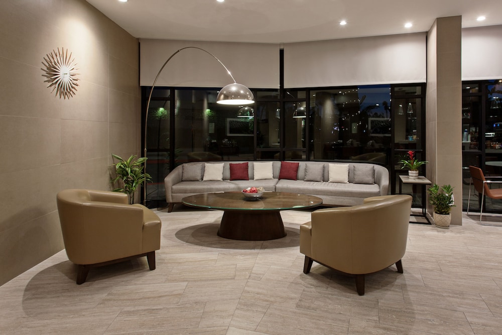 Image of Holiday Inn Long Beach Airport Hotel and Conference Center