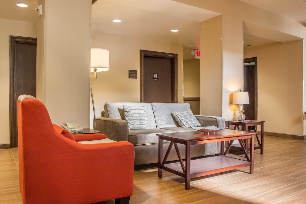 Image of Comfort Inn Lucky Lane