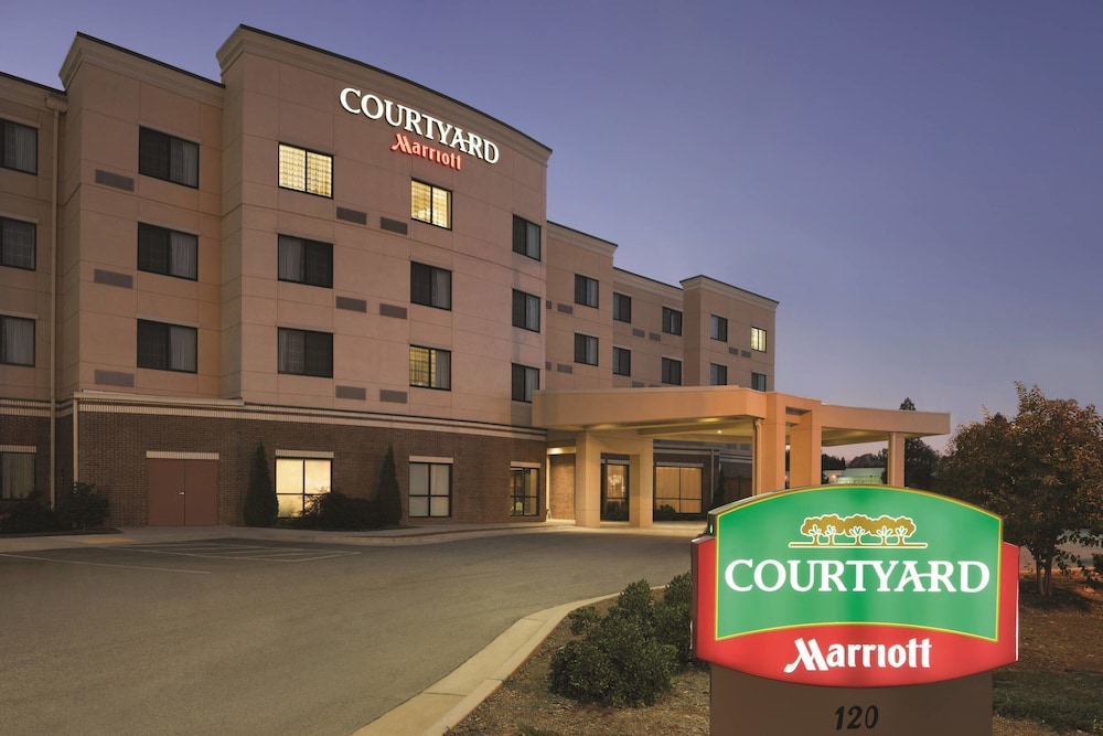 Image of Courtyard by Marriott Salisbury