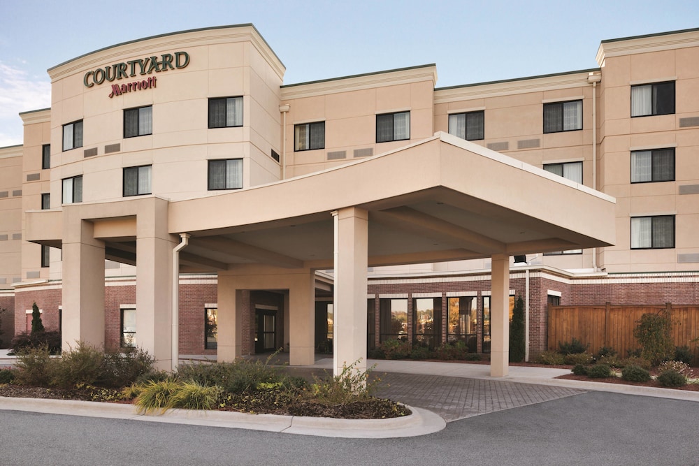 Image of Courtyard by Marriott Salisbury