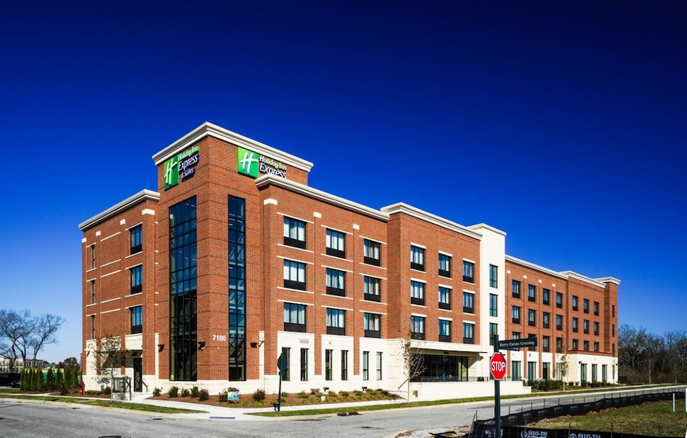 Image of Holiday Inn Express & Suites Franklin - Berry Farms, an IHG Hotel