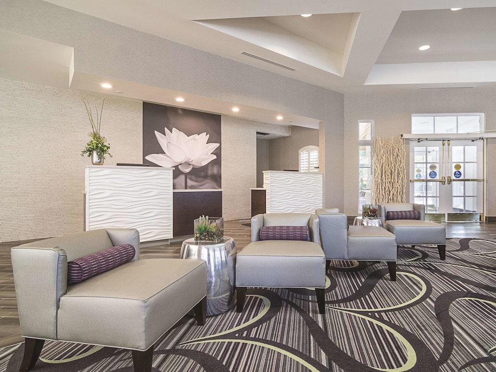 Image of La Quinta Inn & Suites by Wyndham Phoenix Mesa West