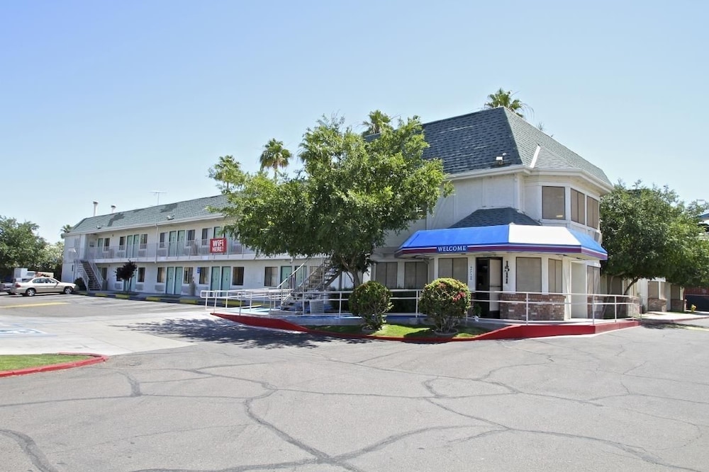 Image of Motel 6 Mesa, AZ - South