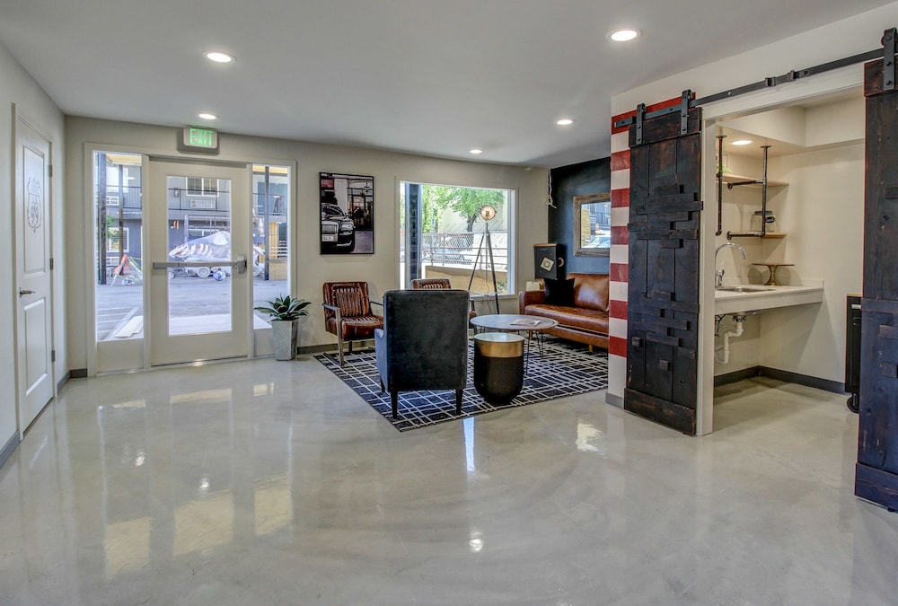 Image of Americana Modern Hotel