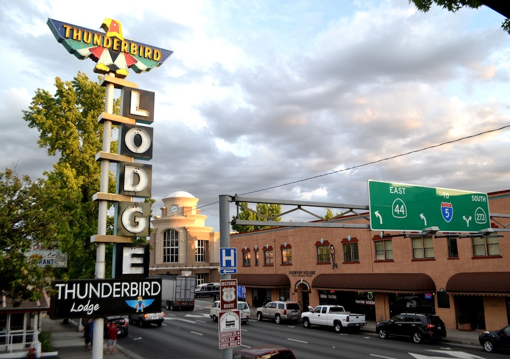 Image of Thunderbird Lodge
