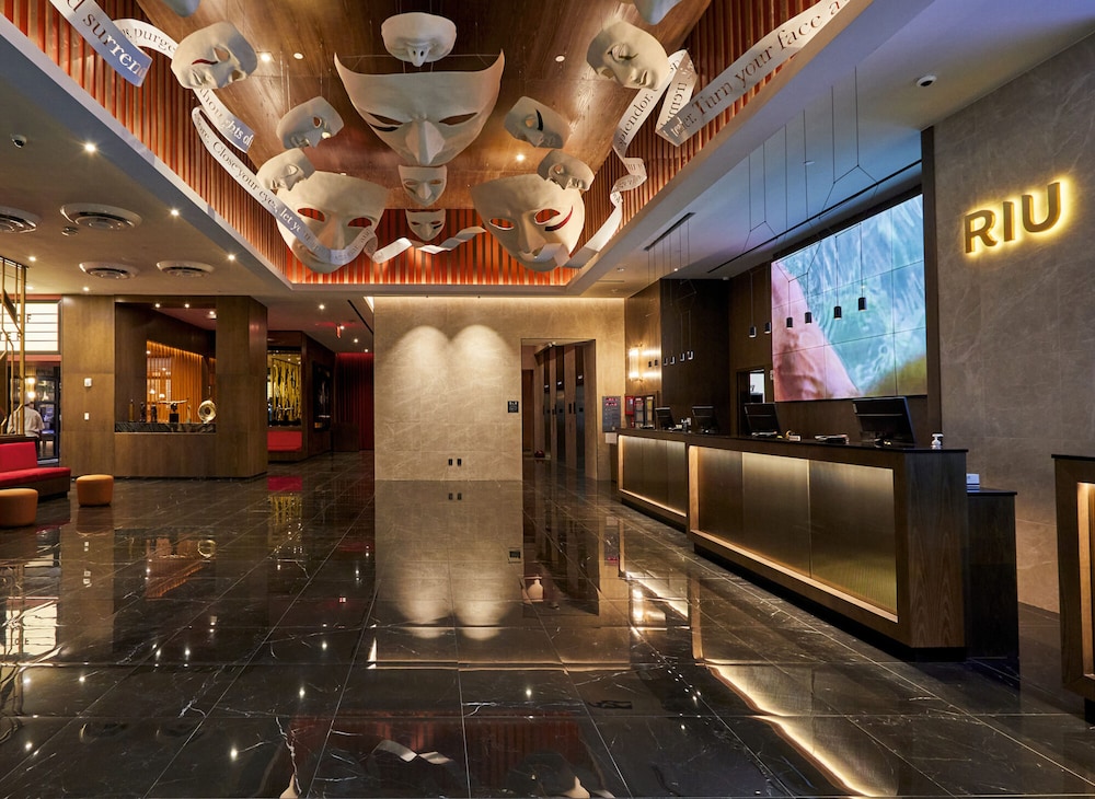 Image of Hotel Riu Plaza Manhattan Times Square