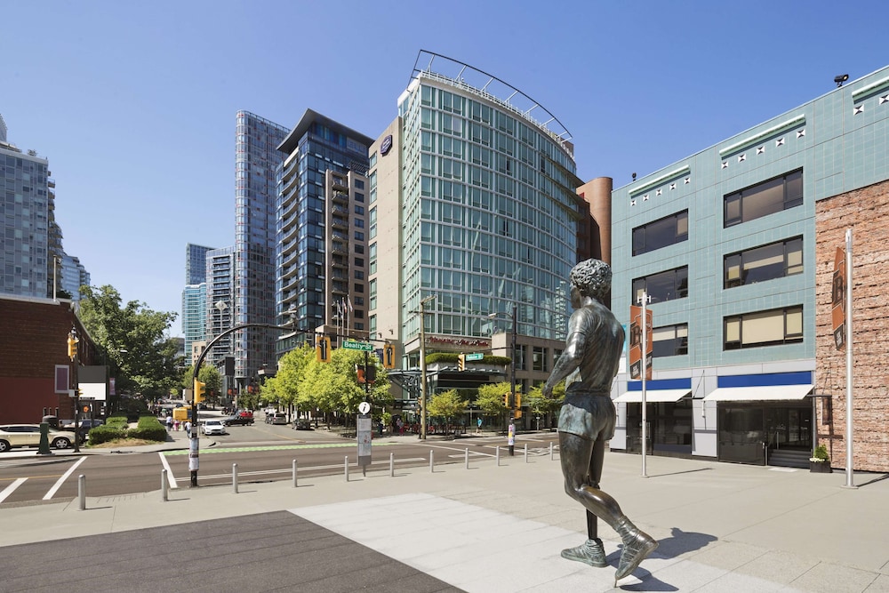 Image of Hampton Inn and Suites by Hilton Vancouver-Downtown