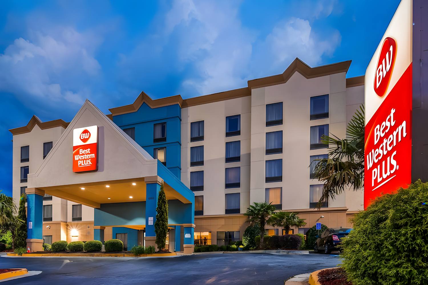 Image of Best Western Plus Hotel & Suites Airport South