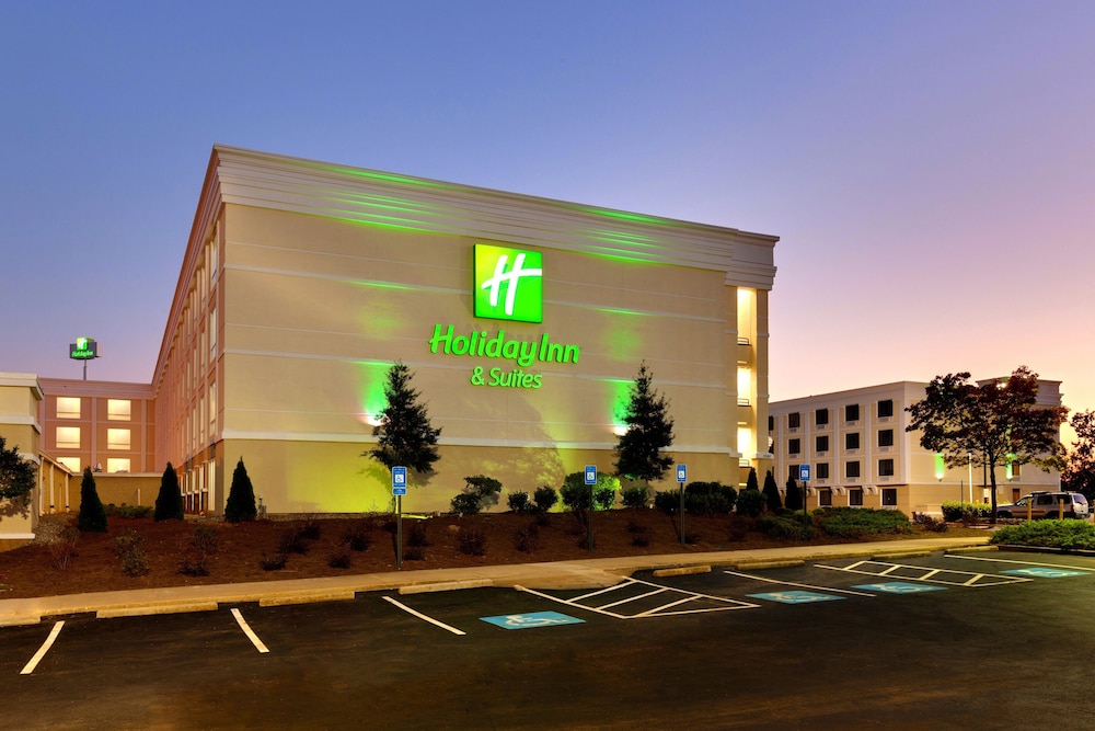 Image of Holiday Inn Hotel & Suites Atlanta Airport-North, an IHG Hotel