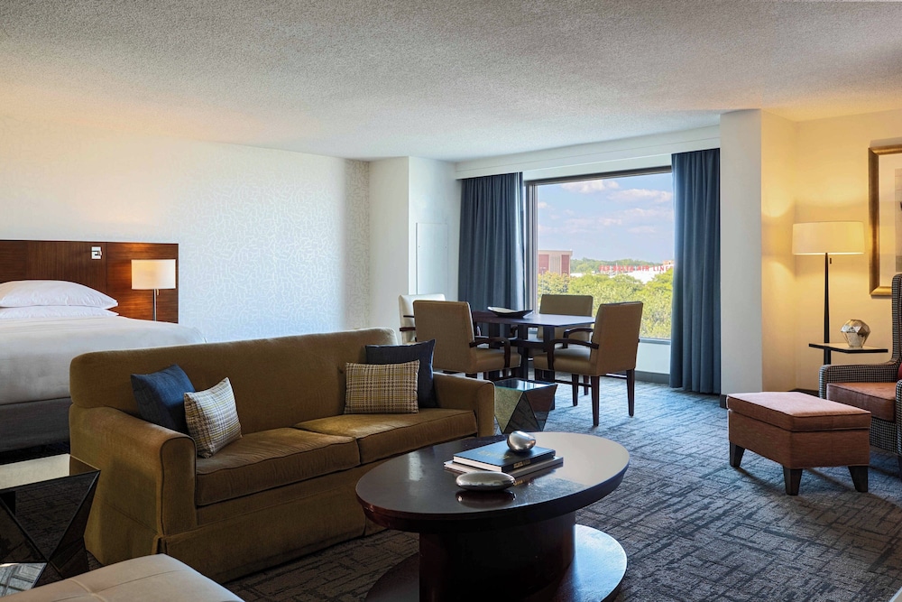 Image of Renaissance Concourse Atlanta Airport Hotel