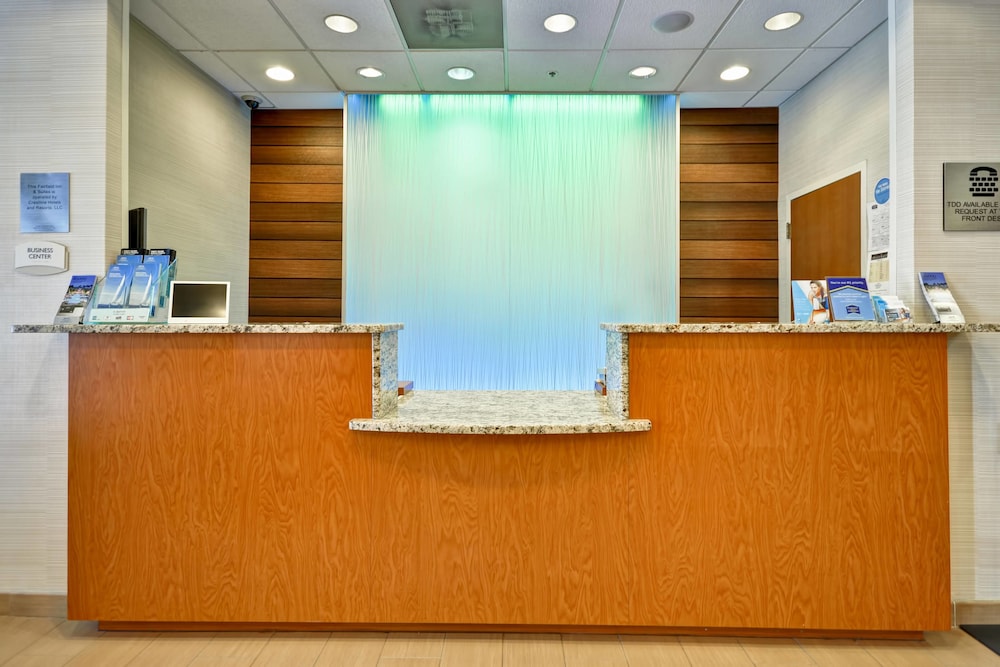 Image of Fairfield Inn & Suites by Marriott Atlanta Vinings/Galleria