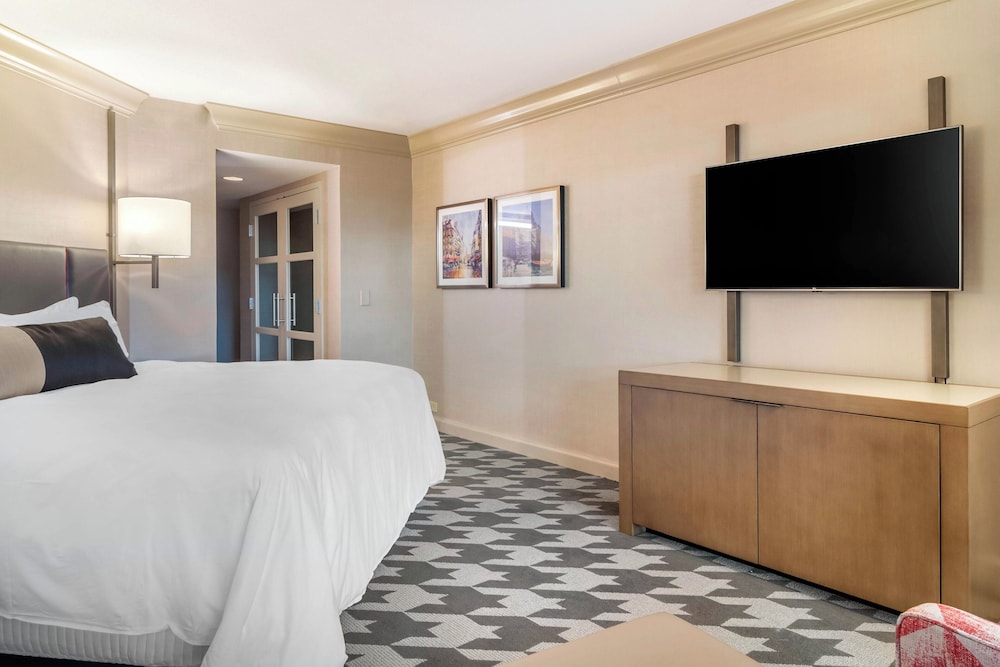 Image of Omni Atlanta Hotel at CNN Center