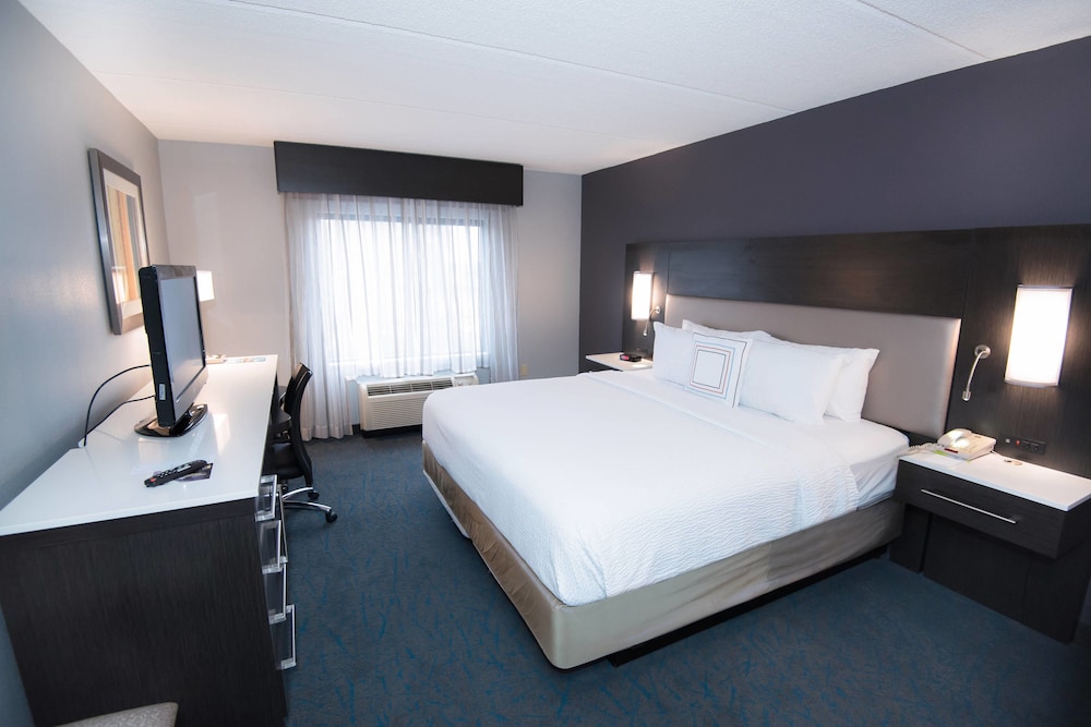 Image of Fairfield Inn and Suites by Marriott Atlanta Airport North