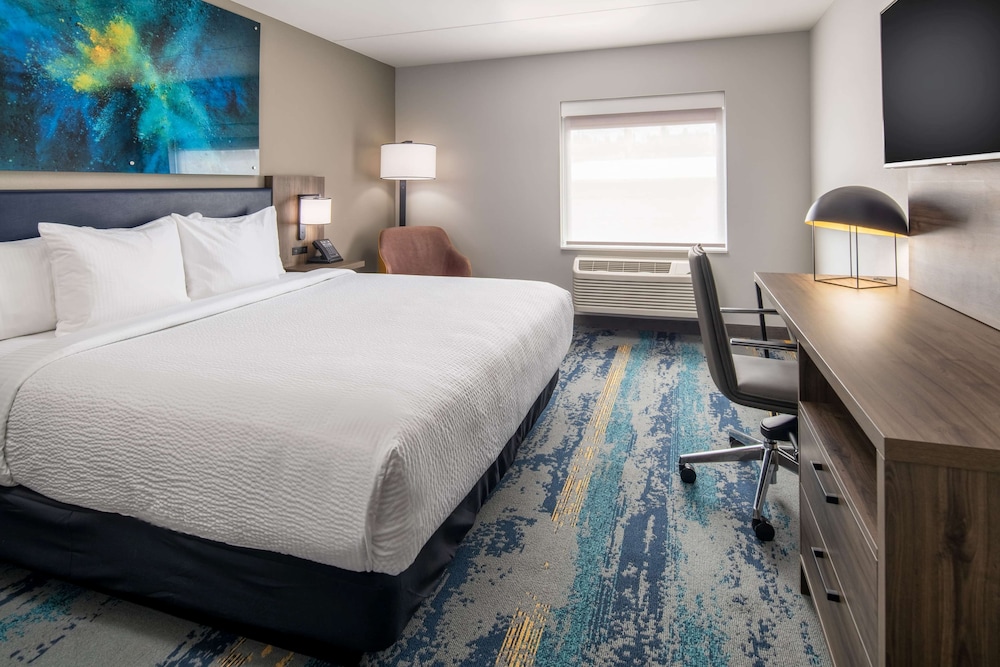 Image of La Quinta Inn & Suites by Wyndham Spokane Downtown