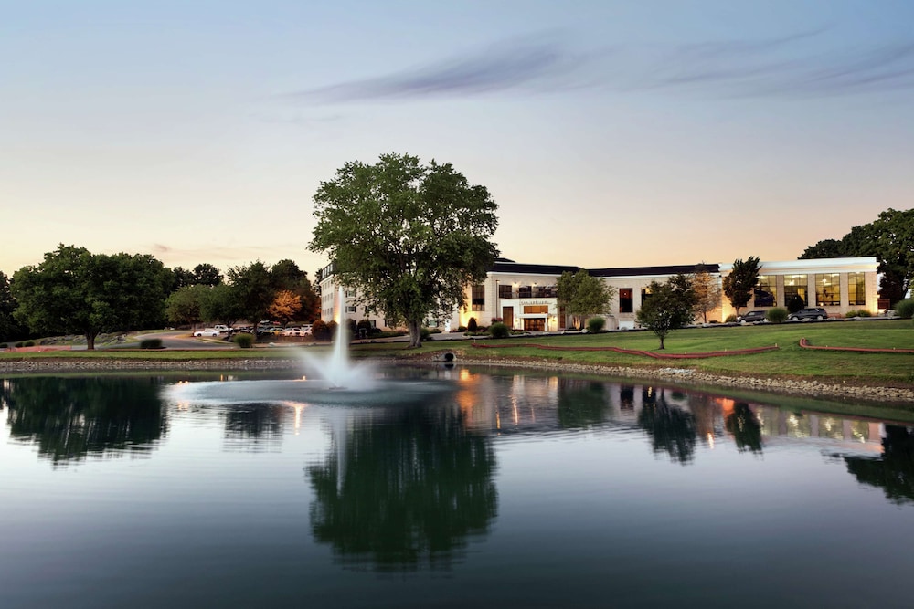Image of DoubleTree Resort by Hilton Lancaster