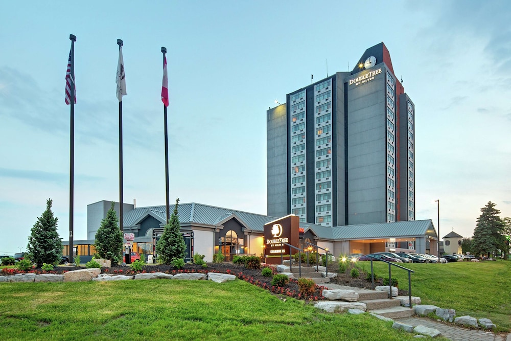 Image of DoubleTree by Hilton Toronto Airport