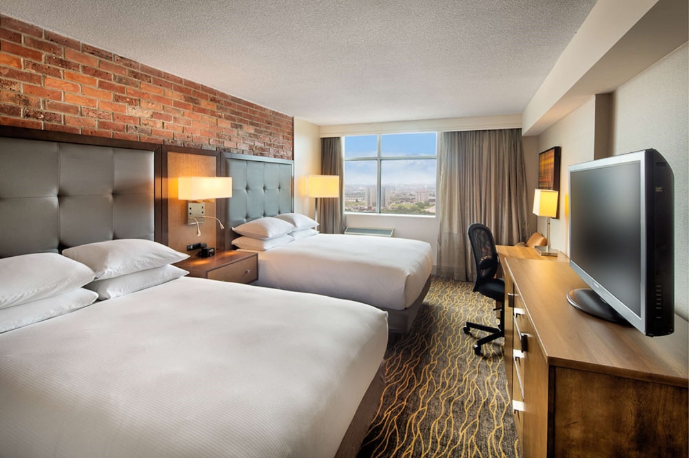 Image of DoubleTree by Hilton Toronto Airport