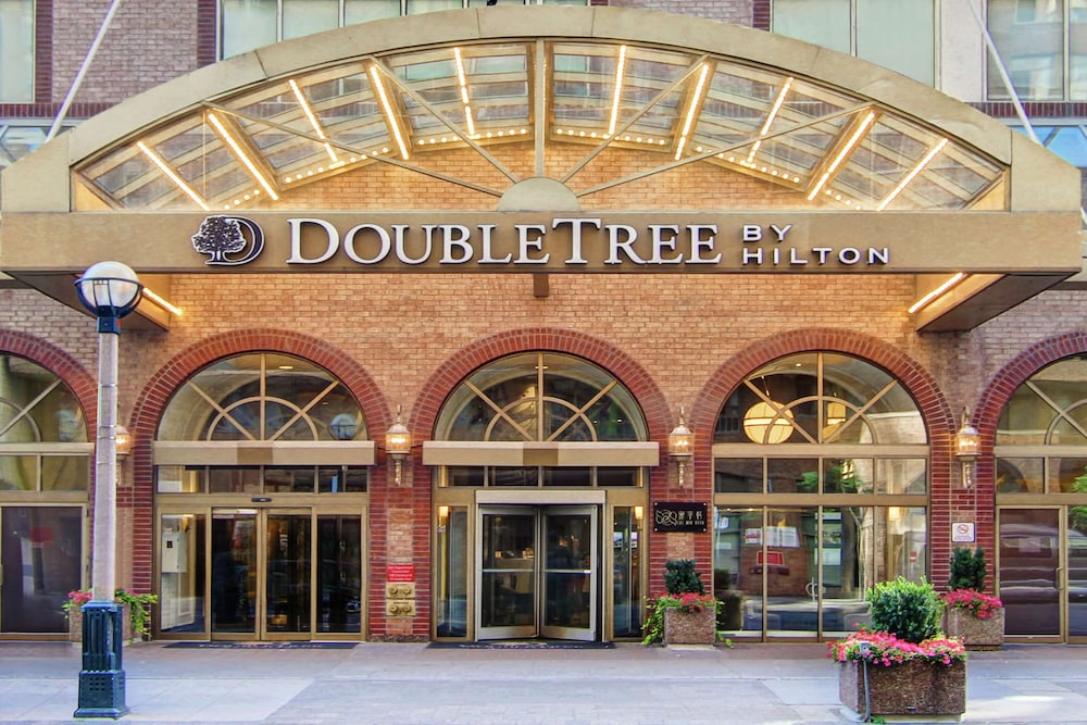 Image of DoubleTree by Hilton Hotel Toronto Downtown
