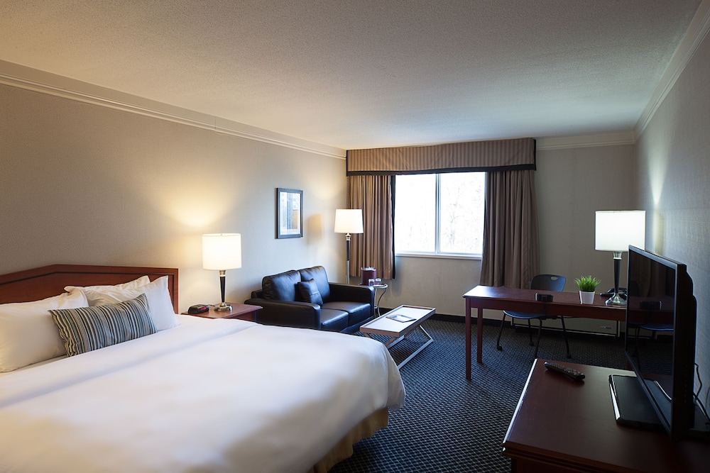 Image of Toronto Don Valley Hotel and Suites