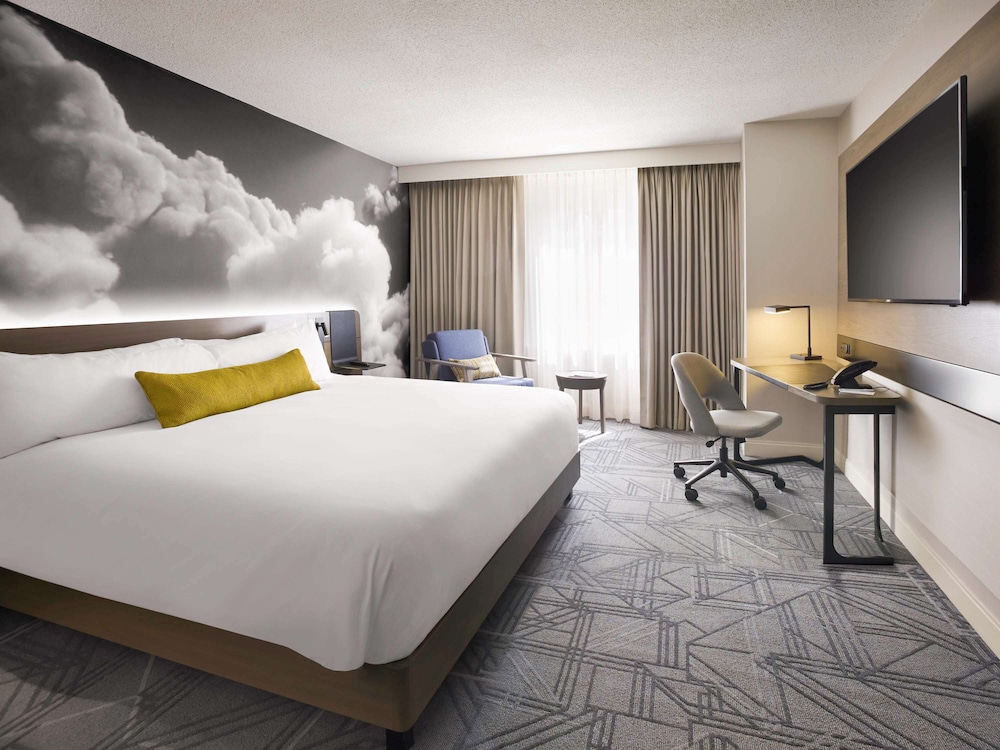 Image of Novotel Toronto Centre