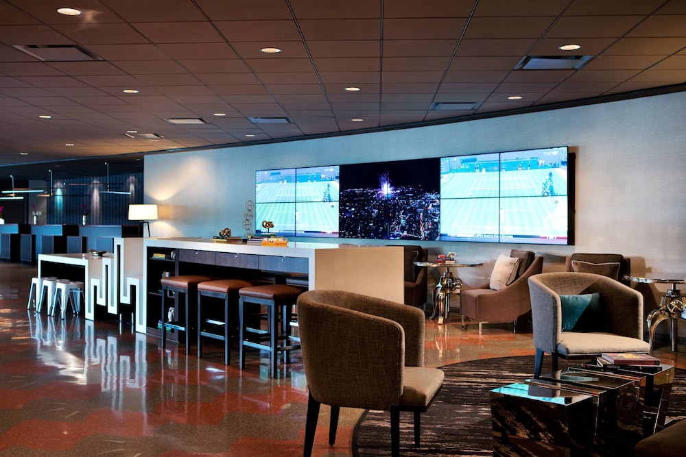 Image of Toronto Marriott City Centre Hotel
