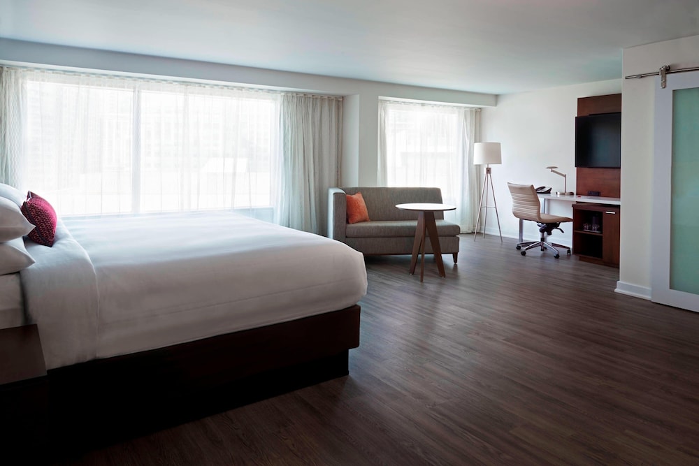Image of Toronto Marriott City Centre Hotel