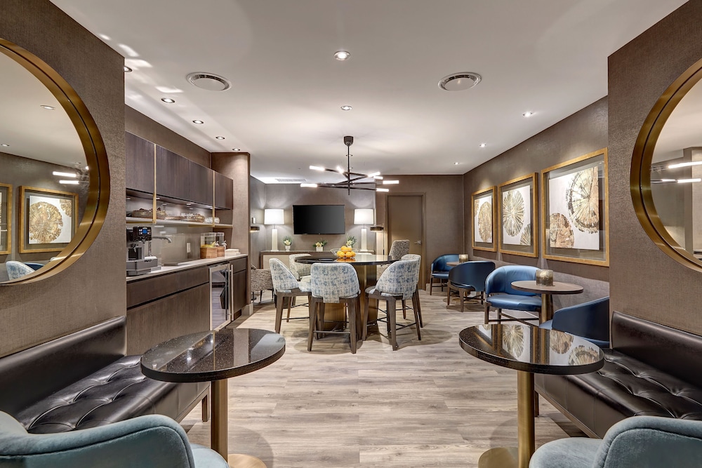 Image of Town Inn Suites Toronto