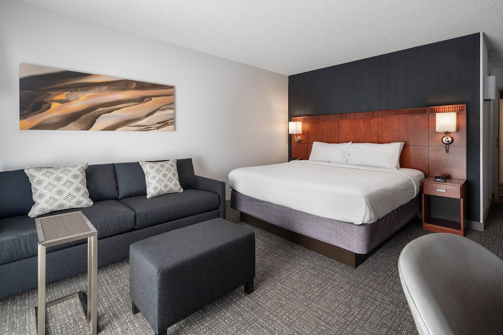 Image of Courtyard by Marriott Pleasanton