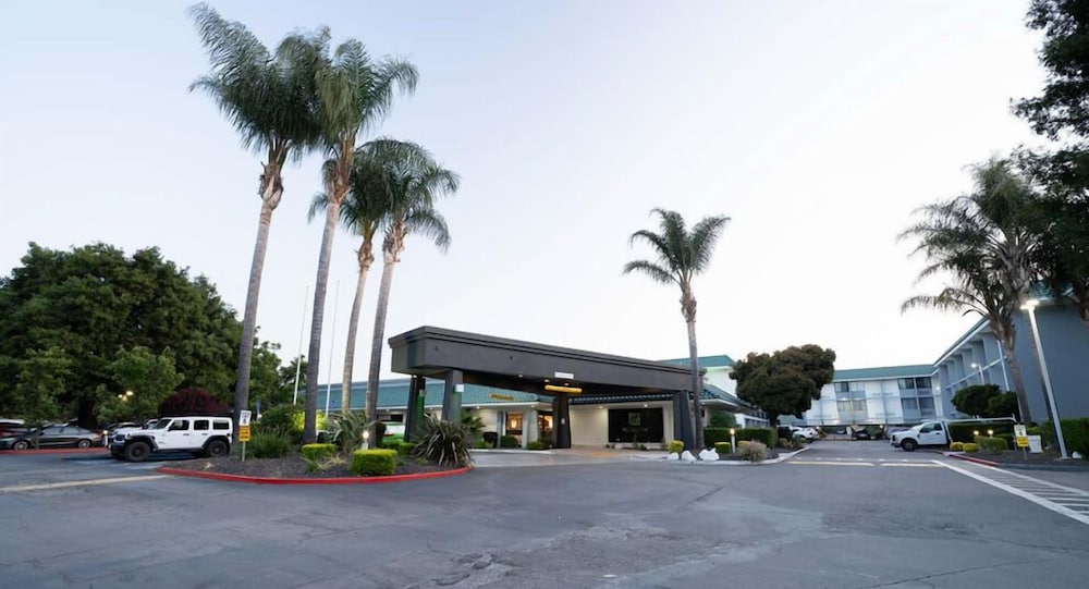 Image of Holiday Inn Dublin-Pleasanton, an IHG Hotel