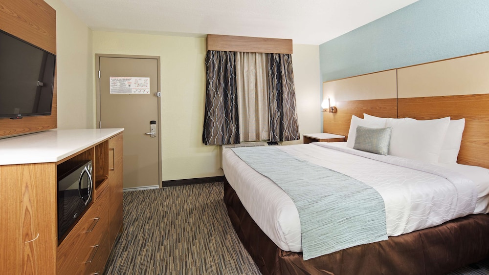 Image of Best Western Carlsbad by the Sea