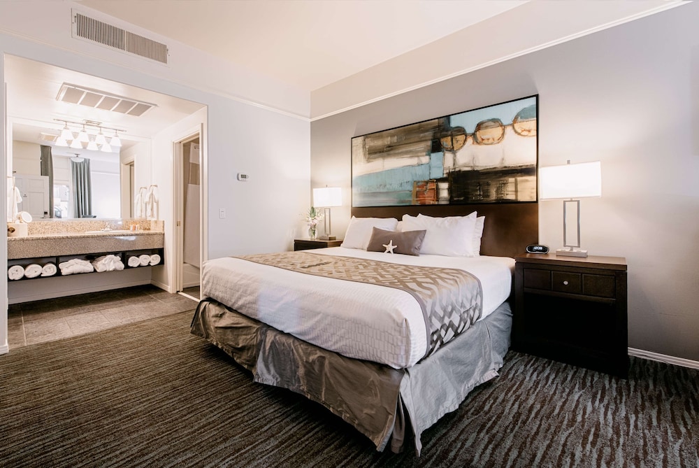 Image of Tamarack Beach Resort Hotel