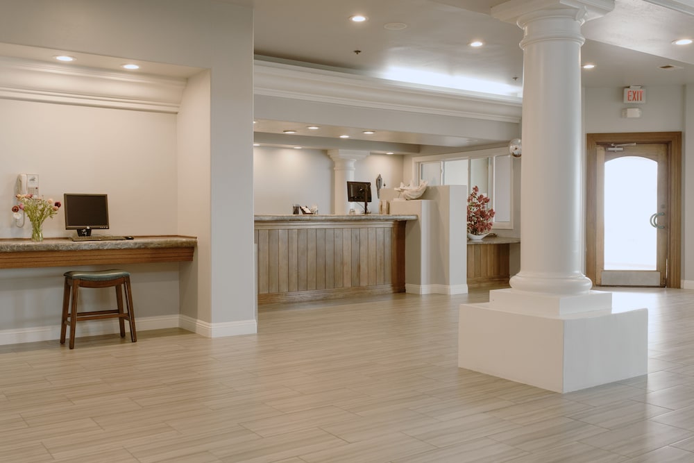 Image of Tamarack Beach Resort Hotel