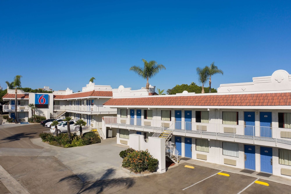Image of Motel 6 Carlsbad, CA - East