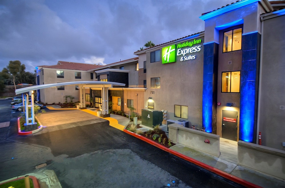 Image of Holiday Inn Express Hotel & Suites Carlsbad Beach, an IHG Hotel