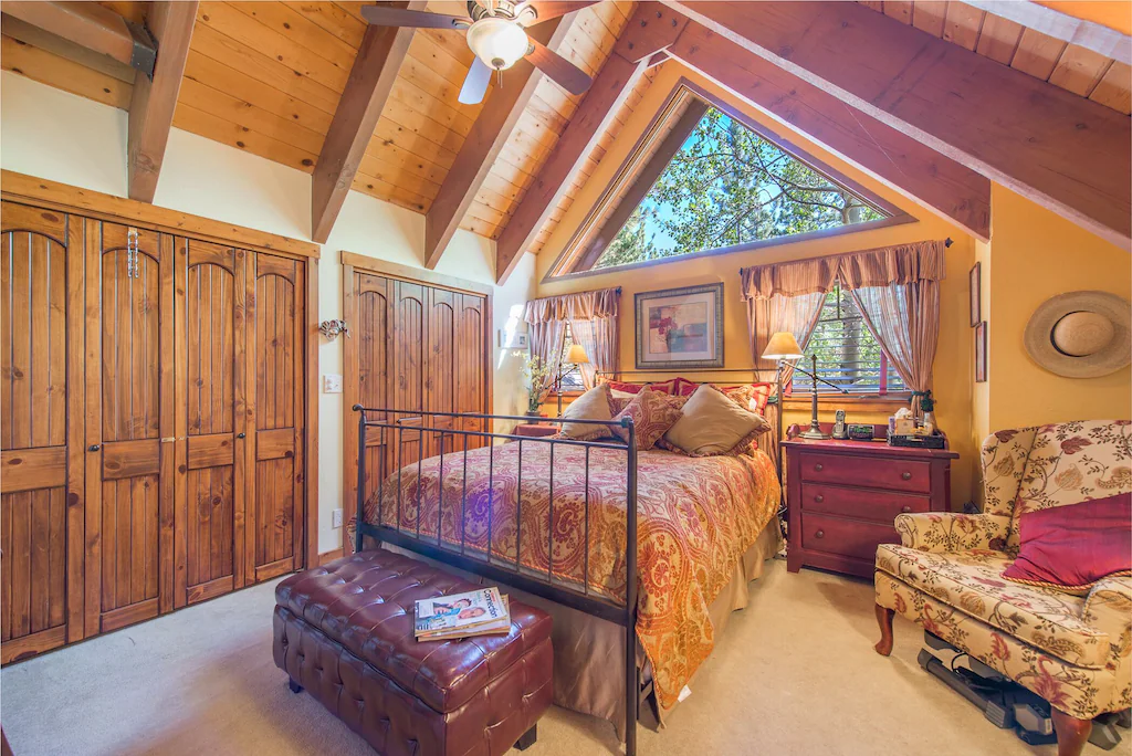 Image of Truckee 4 Season Mountain Retreat/Hot Tub - Great Location